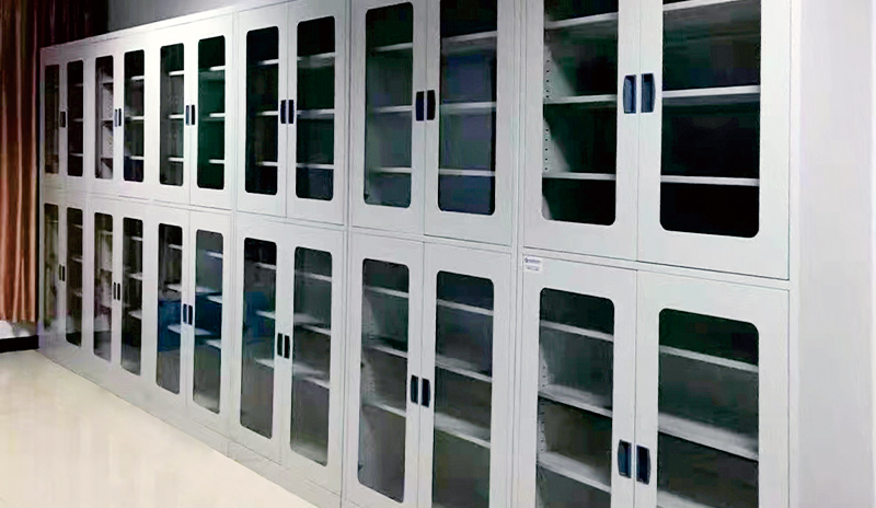 12全鋼器皿柜(內(nèi)嵌PP拉手).jpg 12全鋼器皿柜(內(nèi)嵌PP拉手).jpg